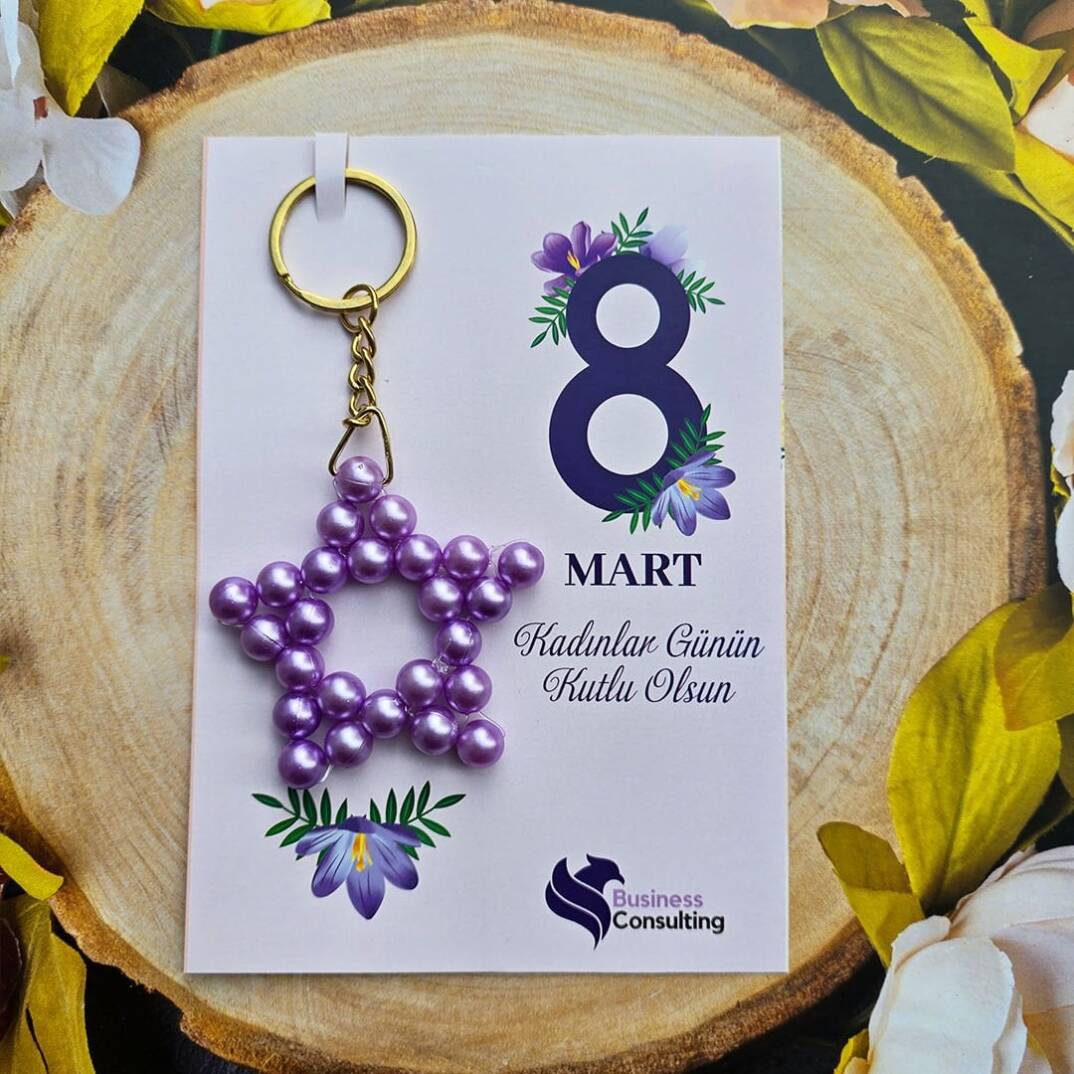 8 Mart Kadınlar Günü Mor Yıldız Şeklinde Anahtarlık Hediyelik - 1