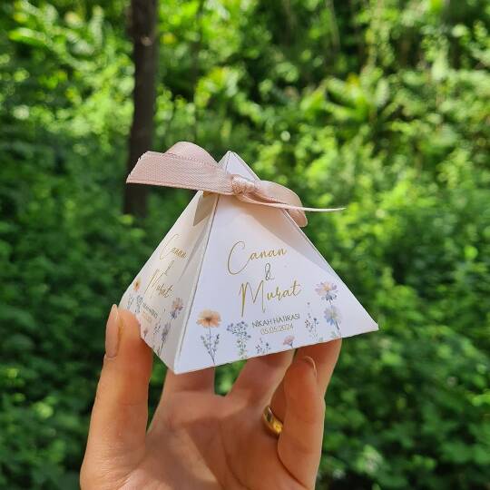 Bahar Çiçekleri Konsept Piramit Şekilli Nikah Şekeri - 3
