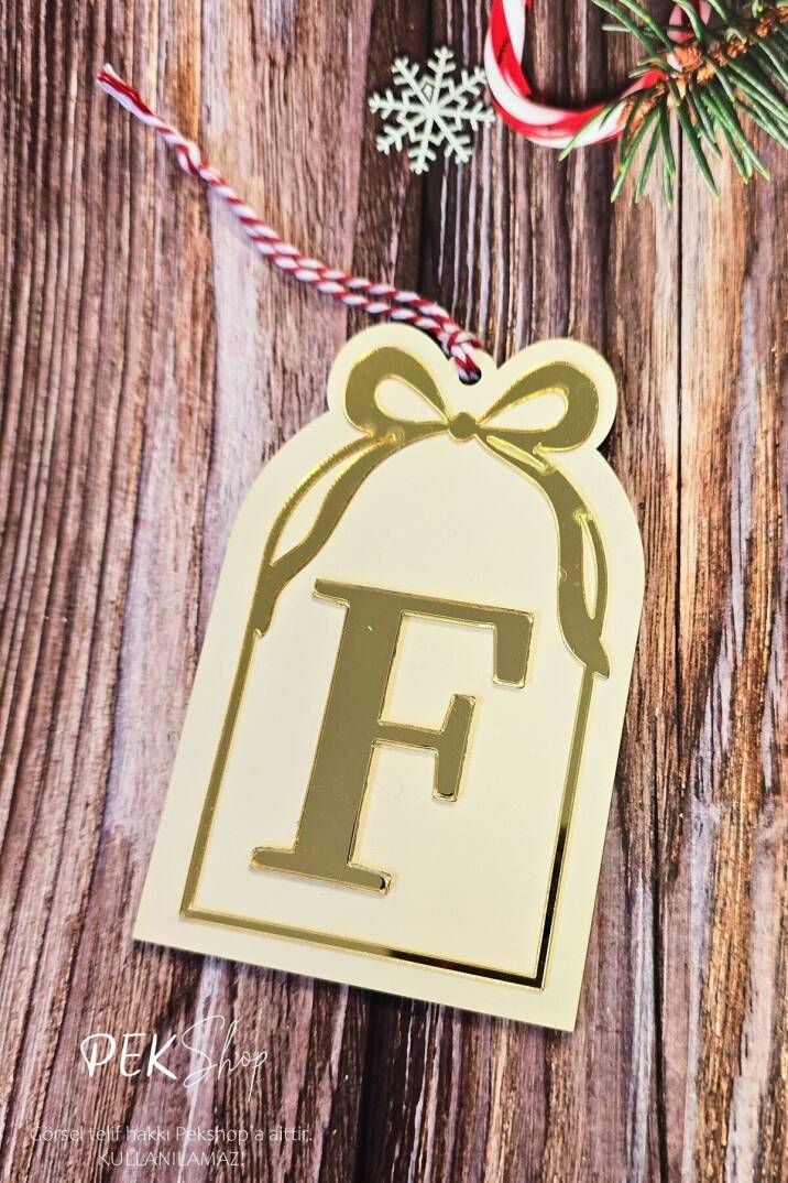 Baş Harfli Pencere Model Fiyonklu Yılbaşı Ağaç Süsü - Gold Baş Harf ve Fiyonk Tasarım Yeni Yıl Süsü - 8