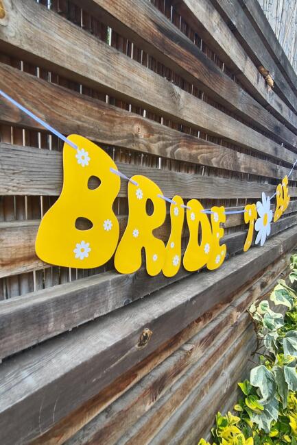 Bride To Be Banner Papatya Konsept Bride To Be Yazı Duvar Süsü (1)