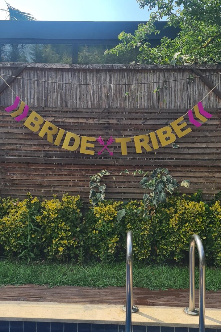 Bride Tribe Banner Bride Party Yazı Duvar Süsü - 1