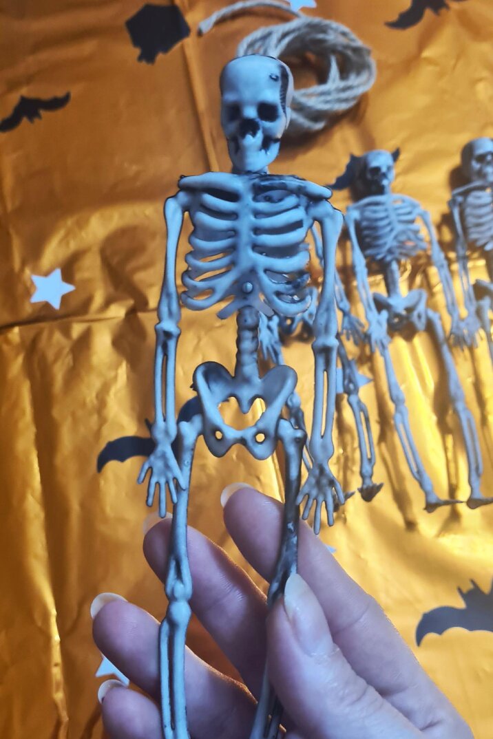 Cadılar Bayramı İskelet Figür Süsler İpli Halloween Süsleri 4lü İskelet Figürler 14cm - 5