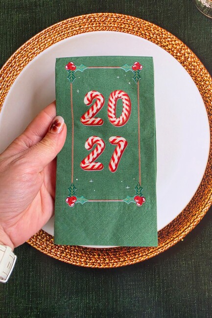 Candy Cane 2027 Baskılı Yeşil Yılbaşı Peçetesi - Yeşil Peçete 12li Paket