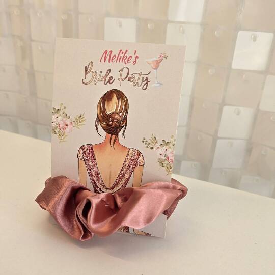 Çiçekli Rose Gold Konsept Kız Hediyelik Saten Toka - 2