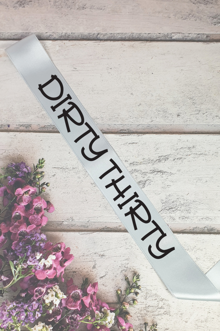 Dirty Thirty, 30 Yaş Doğum Günü Partisi Kuşağı - 1