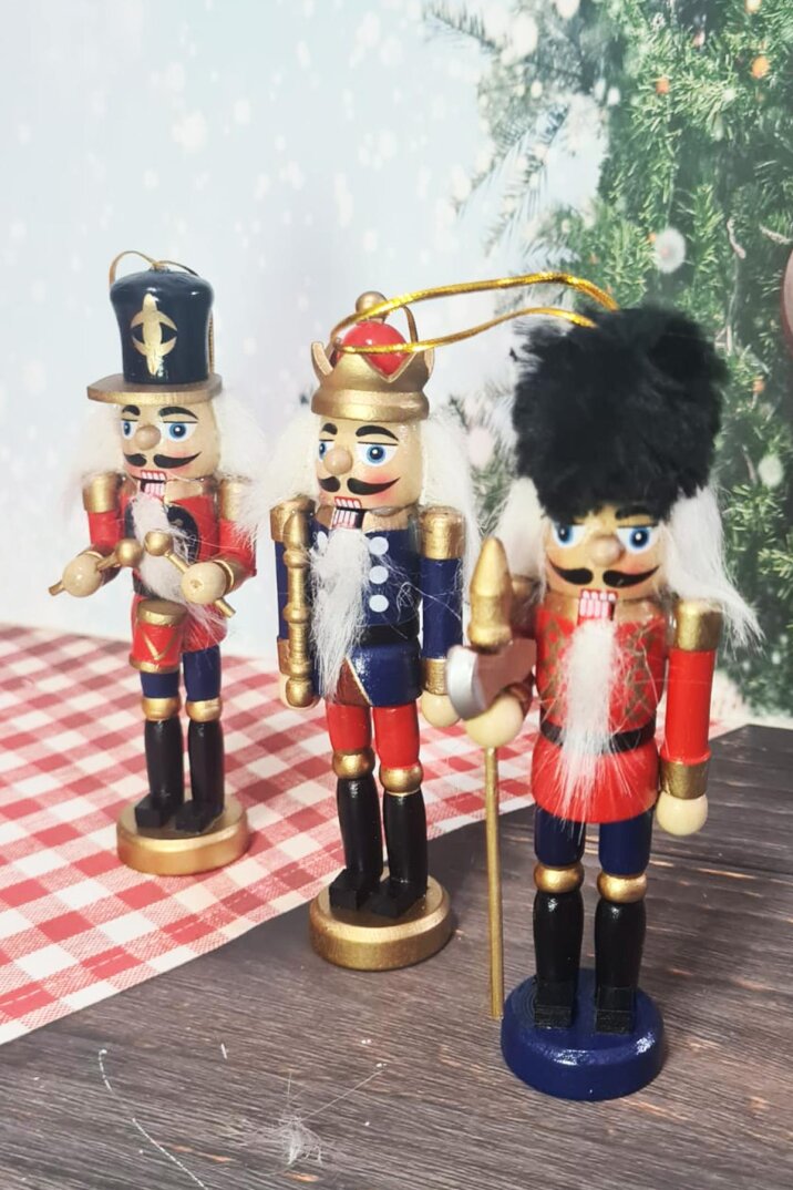 Fındıkkıran Asker Yılbaşı Süsleri 3lü Dekor Objesi Hareketli Nutcracker Kurşun Asker Süsler 13 cm 3lü - 1
