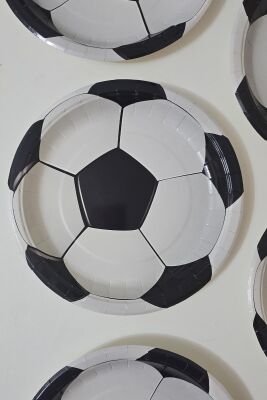 Futbol Tema Karton Tabak 8 li Paket