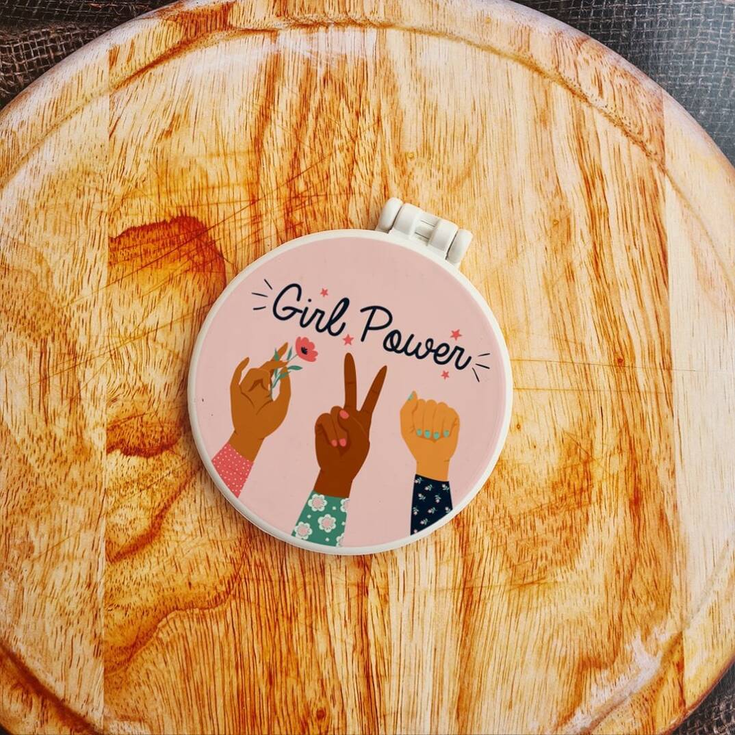 Girl Power Hediyelik Ayna Kadınlar Günü Hediyesi Logo Baskılı - 2