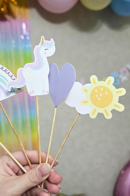 Gökkuşağı Unicorn Tema Kürdan Süsleri Cupcake Süsleri Gökkuşağı Konsept Lüks Büyük Boy 10lu Paket - 2