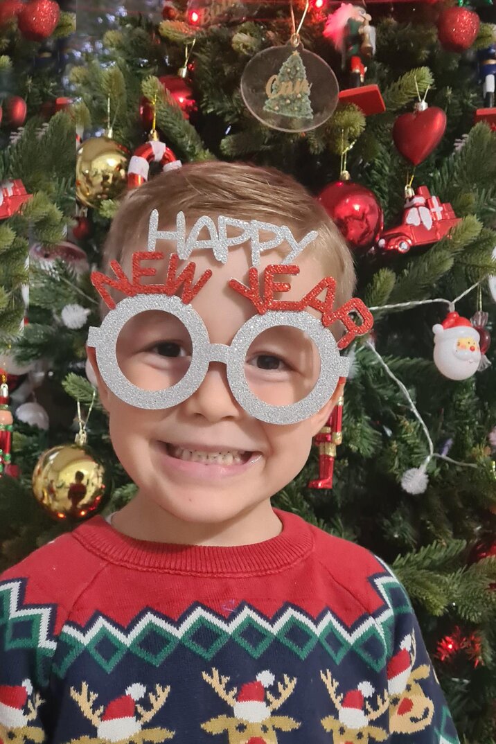 Gümüş Kırmızı Simli Happy New Year Yılbaşı Parti Gözlüğü Yılbaşı Parti Gözlük - 1