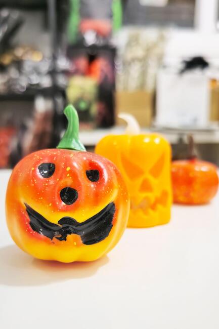 Halloween 3 lü Bal Kabağı Süs Seti Işıklı Balkabağı Mum Gülen Balkabağı Figür ve Küçük Balkabağı Figür - 8