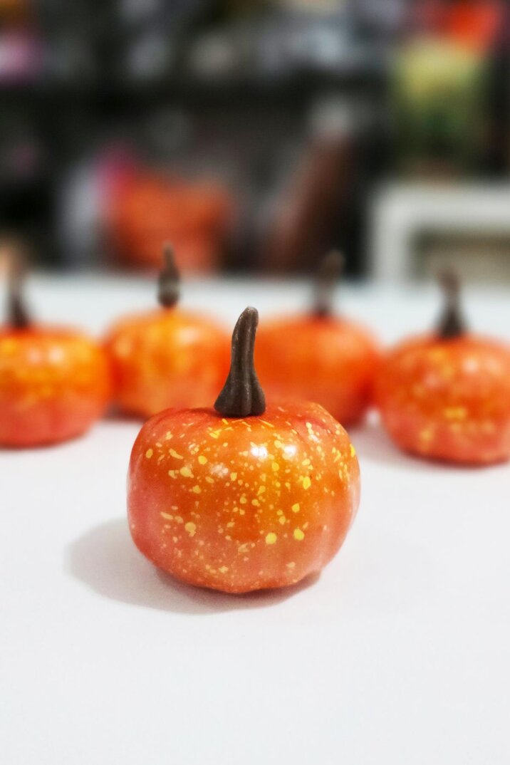 Halloween Balkabağı Figür Süs 5cm - 5 Li Set Cadılar Bayramı Kabak Figür Masa Süsleri 5 Adet - 3