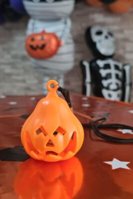 Halloween Işıklı Balkabağı Kolye Cadılar Bayramı Bal Kabağı Kolyesi Işıklı - 4
