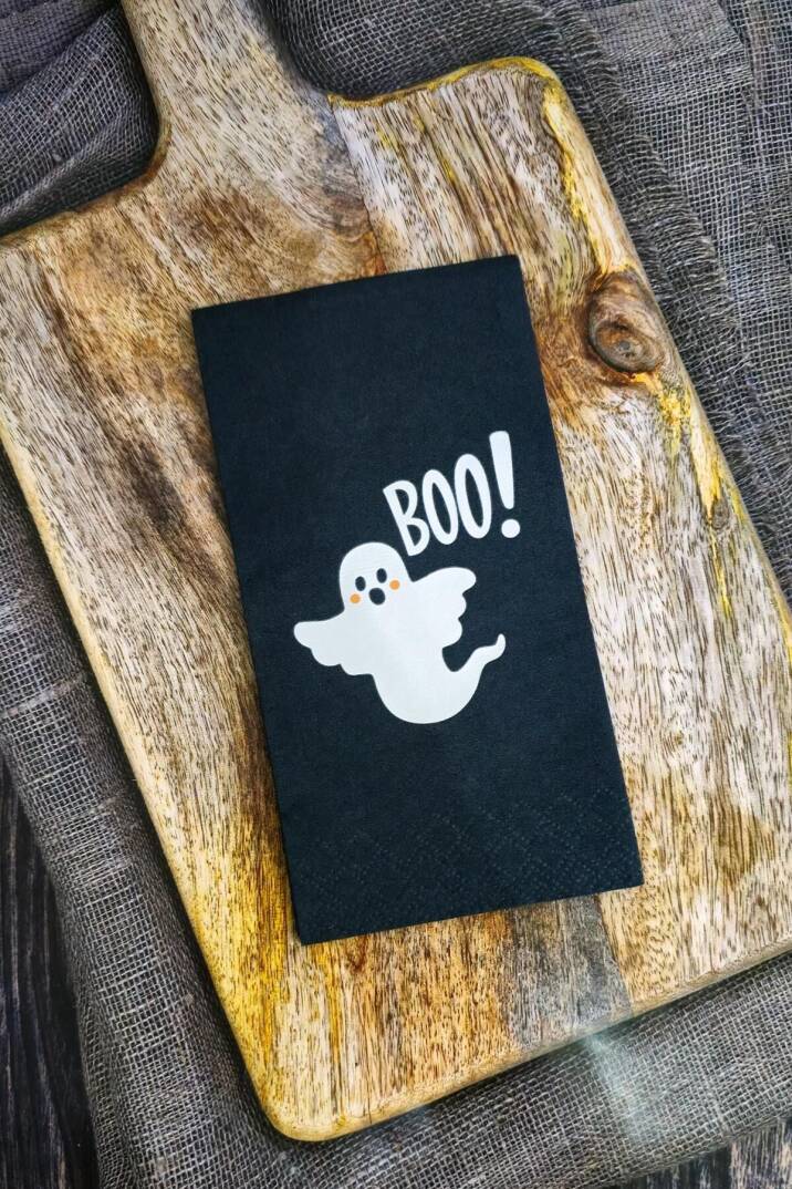 Halloween Peçetesi Beyaz Hayalet Baskılı Siyah Peçete 20li - 1