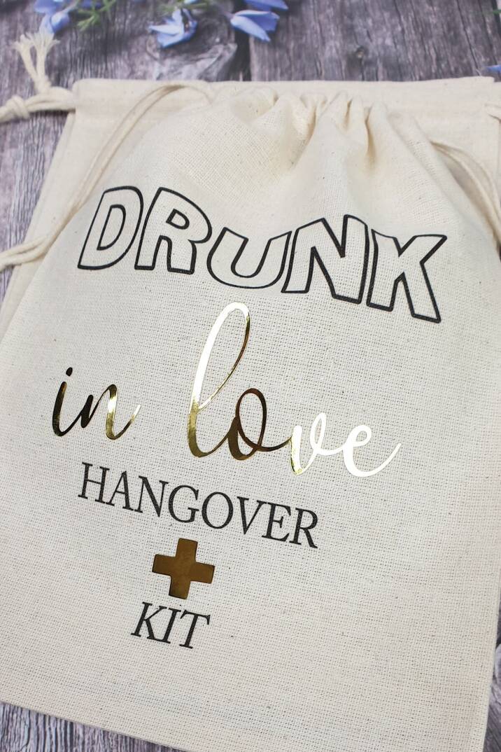 Hangover Kit Kesesi - 10 Adet - Drunk In Love,Altın Varak Baskılı - 2