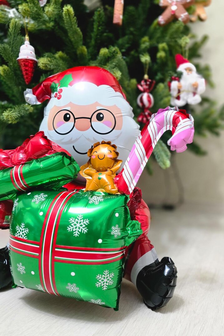 Hediye Paketi Tutan Noel Baba Folyo balon Oturan Noel Baba Yılbaşı Balonu - 4