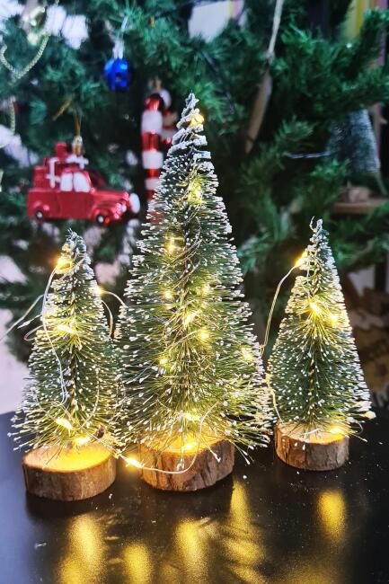 Işıklı Yılbaşı Ağacı 3lü Mini Masa Üstü Yılbaşı Ağacı Seti 3 Ad ve 3m Peri Led Işık - 2