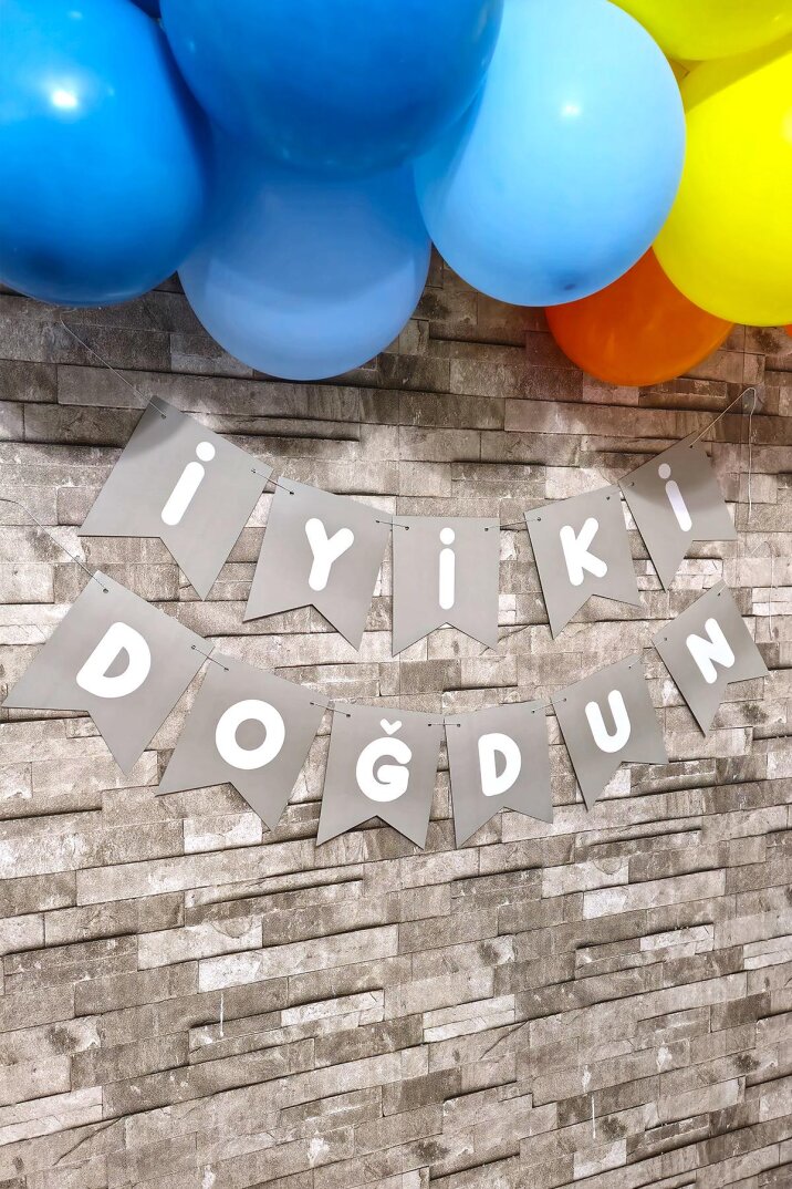 İyi Ki Doğdun Banner Kum Beji Üzeri Beyaz Yazı Retro Doğum Günü Süsleri - 2