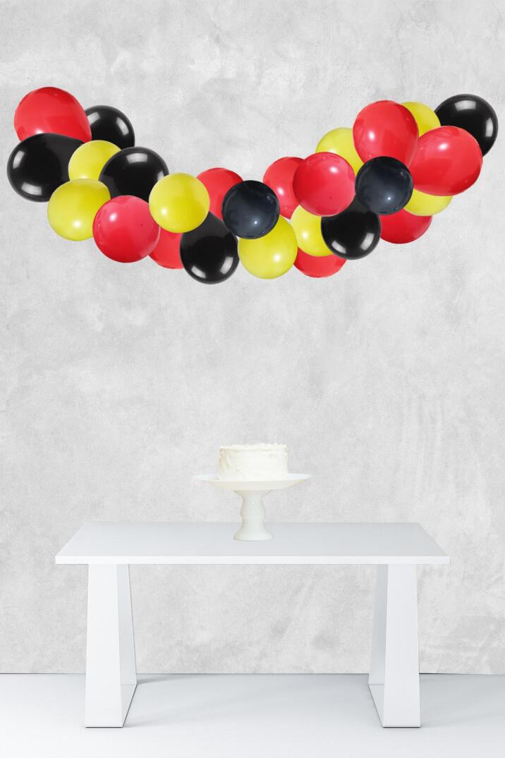 Kırmızı Siyah Konsept Balon Zinciri Yarış İtfaiye Temalı Balon Seti 47 Parça - 1
