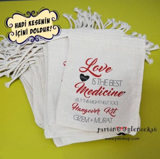 Love Is The Best Medicine İsimli Hangover Kit Kesesi - 1