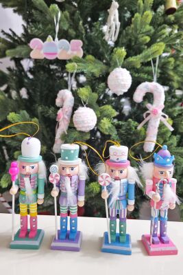 Makaron Renkler Kurşun Askerler 4lü Yılbaşı Kurşun Asker Figürleri Yılbaşı Ağaç Süsleri Nutcracker Masa Süsleri 4lü - 1