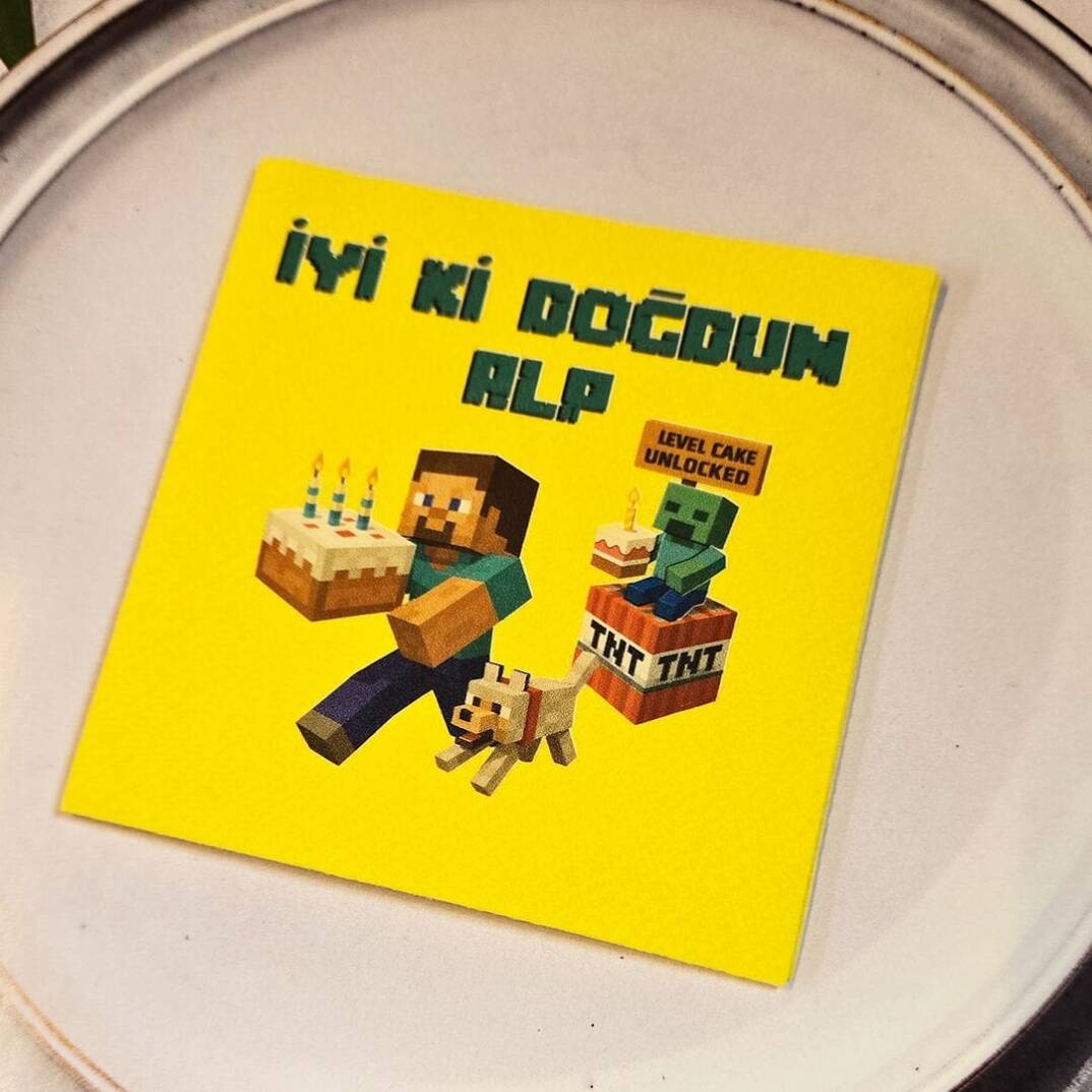 Minecraft Konsept Dokulu Sarı İsme Özel Kare Peçete - 1