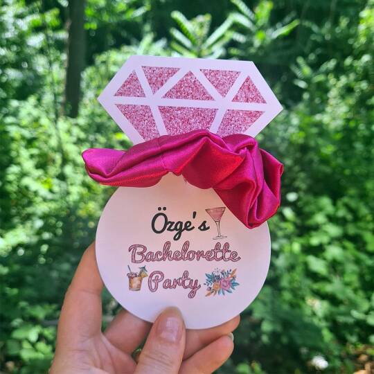 Pembe Glitter Çiçekli Konsept Hediyelik Saten Toka