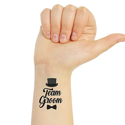 Şapkalı Team Groom Dövme