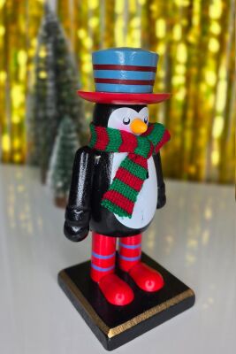 Sevimli Penguen Fındıkkıran Masa Üstü Süs Obje Atkılı Penguen Yılbaşı Masa Süsü 16cm - 4