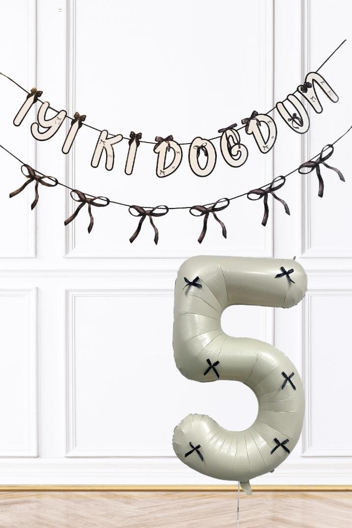 Siyah Fiyonk Konsept Banner ve Yaş Balonlu Doğum Günü Balon Seti - 9
