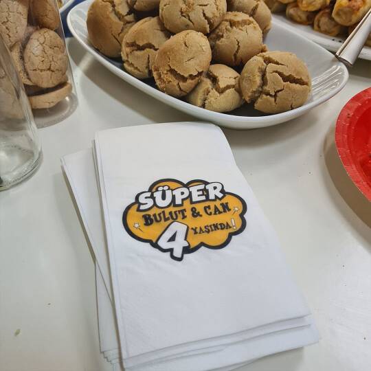 Super Kahraman Konsept Peçete
