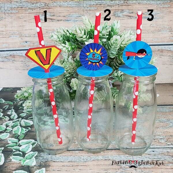 Superman Konsept Pipet Süslü Limonata Şişesi - 1