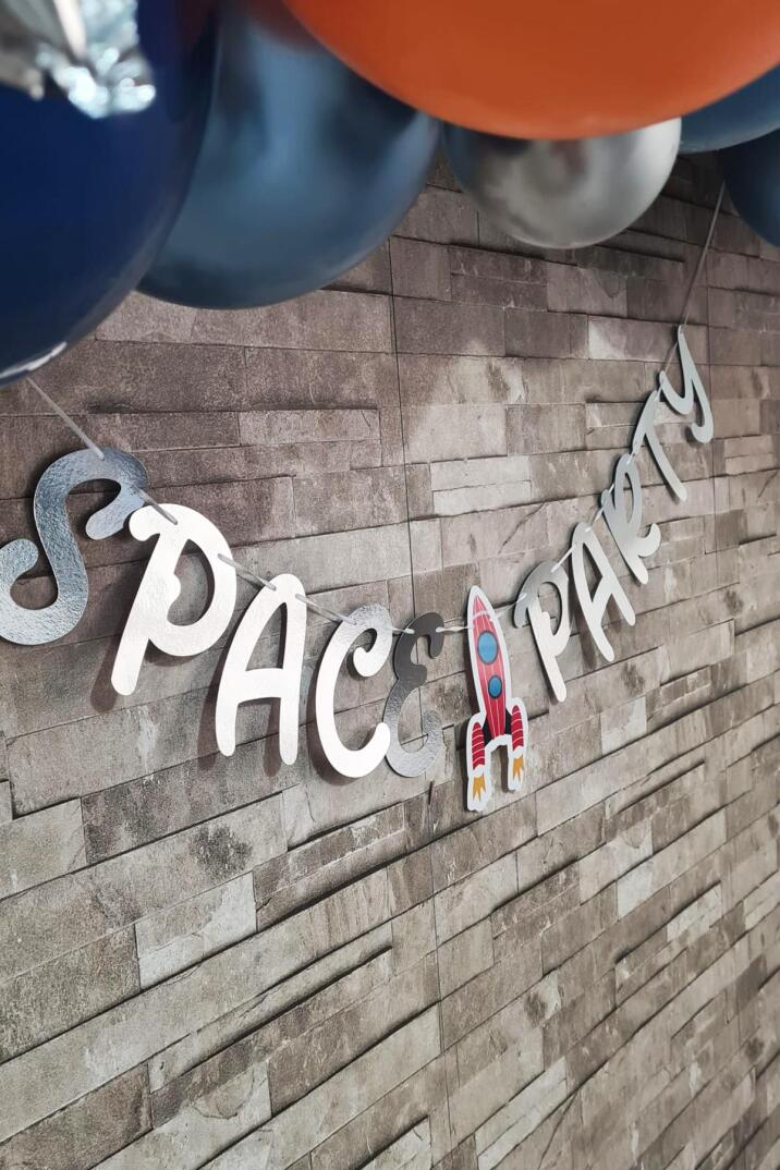 Uzay Tema Doğum Günü Space Party Metalize Gümüş Banner Kalın Kart Uzun Banner - 3