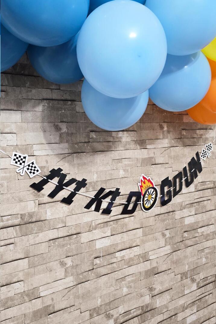 Yarış Araba Tema Doğum Günü İyi Ki Doğdun Banner Kalın Kart Uzun Banner  - 2