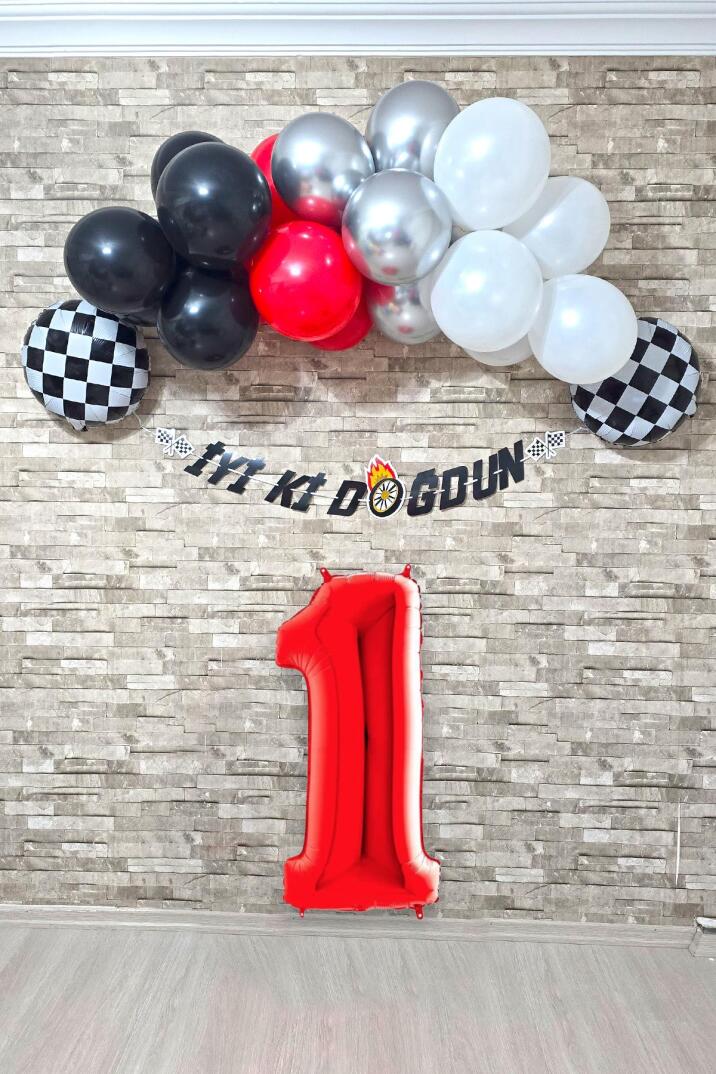 Yarış Temalı Doğum Günü Parti Seti 100cm Yaş Balonlu Bannerlı Doğum Günü Süsleme Seti - 2