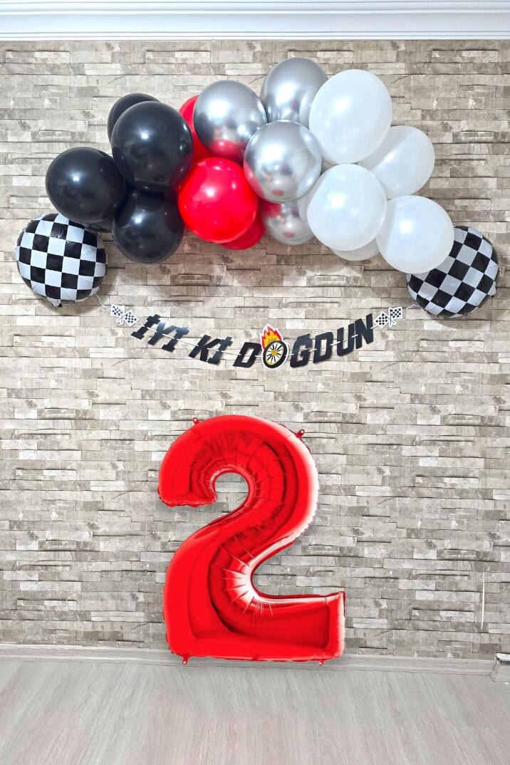 Yarış Temalı Doğum Günü Parti Seti 100cm Yaş Balonlu Bannerlı Doğum Günü Süsleme Seti - 4