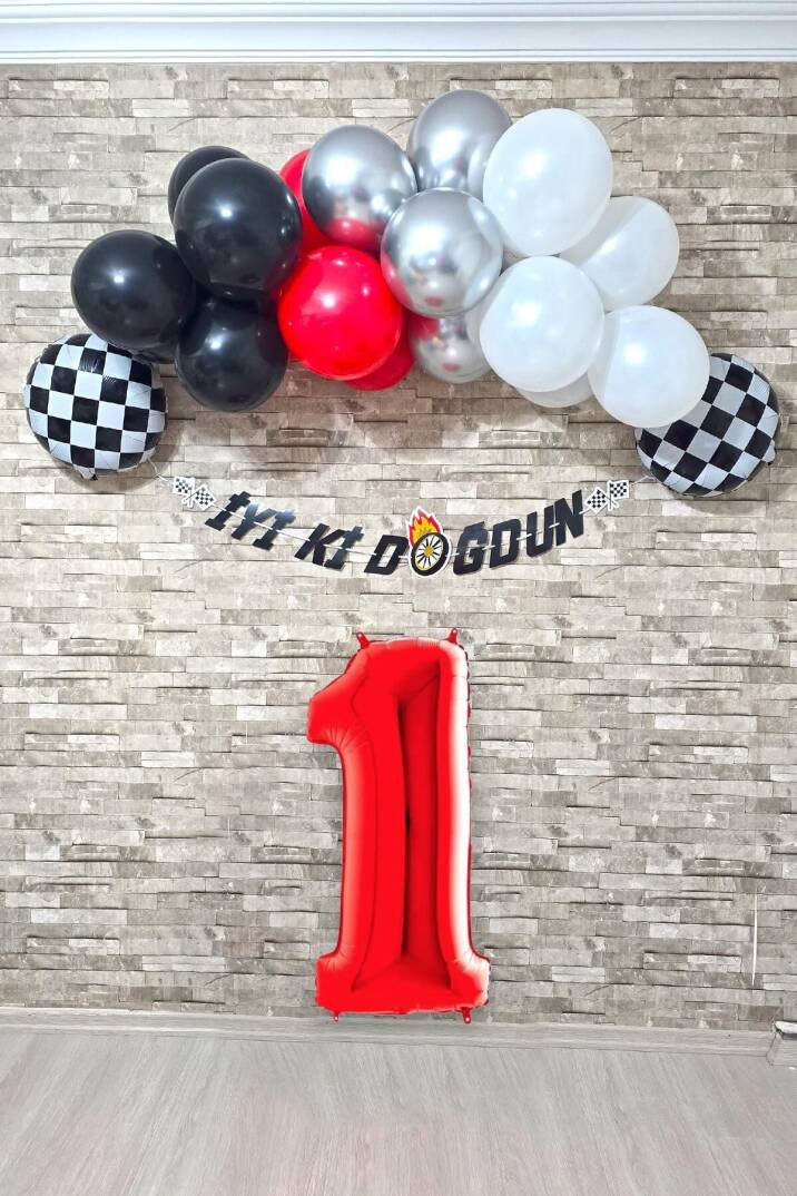 Yarış Temalı Doğum Günü Parti Seti 100cm Yaş Balonlu Bannerlı Doğum Günü Süsleme Seti - 2