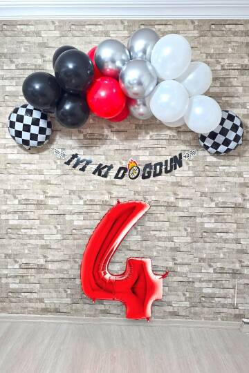 Yarış Temalı Doğum Günü Parti Seti 100cm Yaş Balonlu Bannerlı Doğum Günü Süsleme Seti - 6