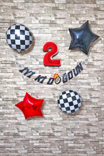 Yarış Temalı Doğum Günü Parti Seti Yaş Balonlu Bannerlı Doğum Günü Süsleme Seti - 2