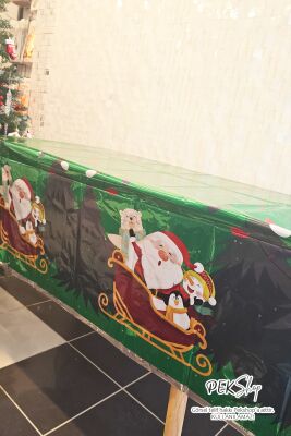 Yeşil Yılbaşı Desenli Masa Örtüsü Yılbaşı Masa Süsleri 137x183cm