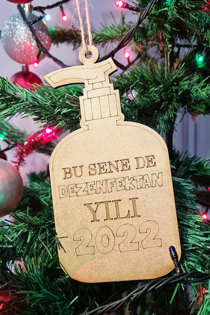 Yılbaşı Ağacı Süsü Dezenfektan Şekil Ahşap 2022 Yılbaşı Süsü - 1